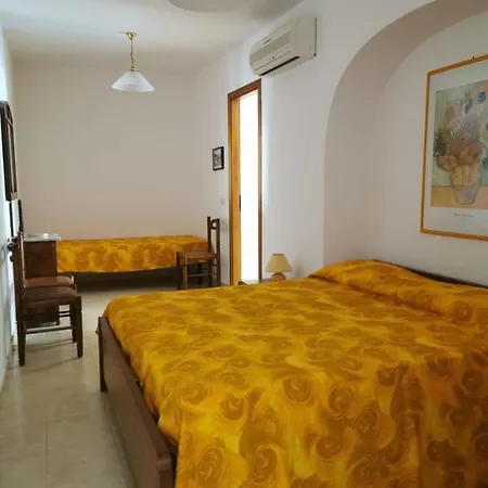 Apartament Anfora Giallo *