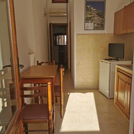 Apartment Anfora Giallo Canneto (Lipari)