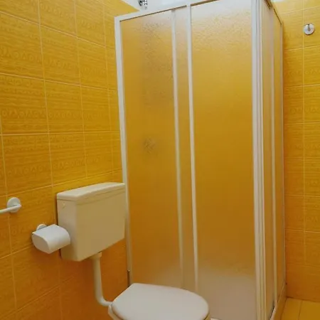 Anfora Giallo Apartment