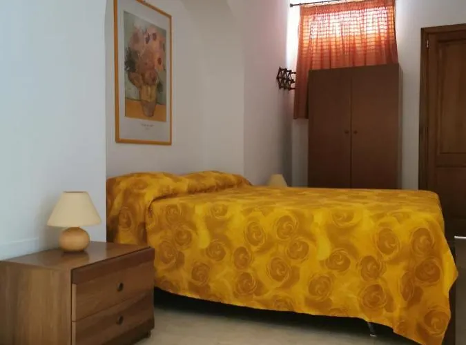 Anfora Giallo Appartamento Canneto (Lipari)